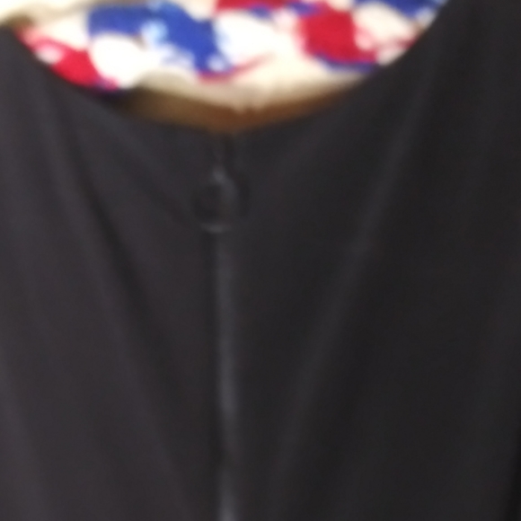 Classy Party V Neck Rouch Ruffle Midi Dress - Picture 4 of 5